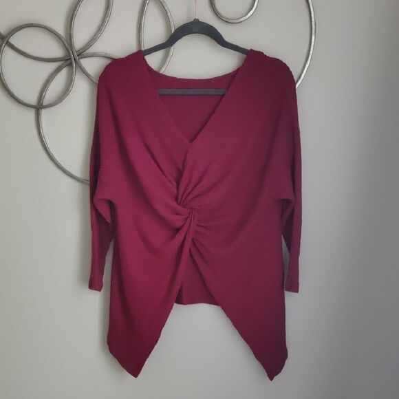 NWOT 1.state Red twist top - Picture 4 of 7